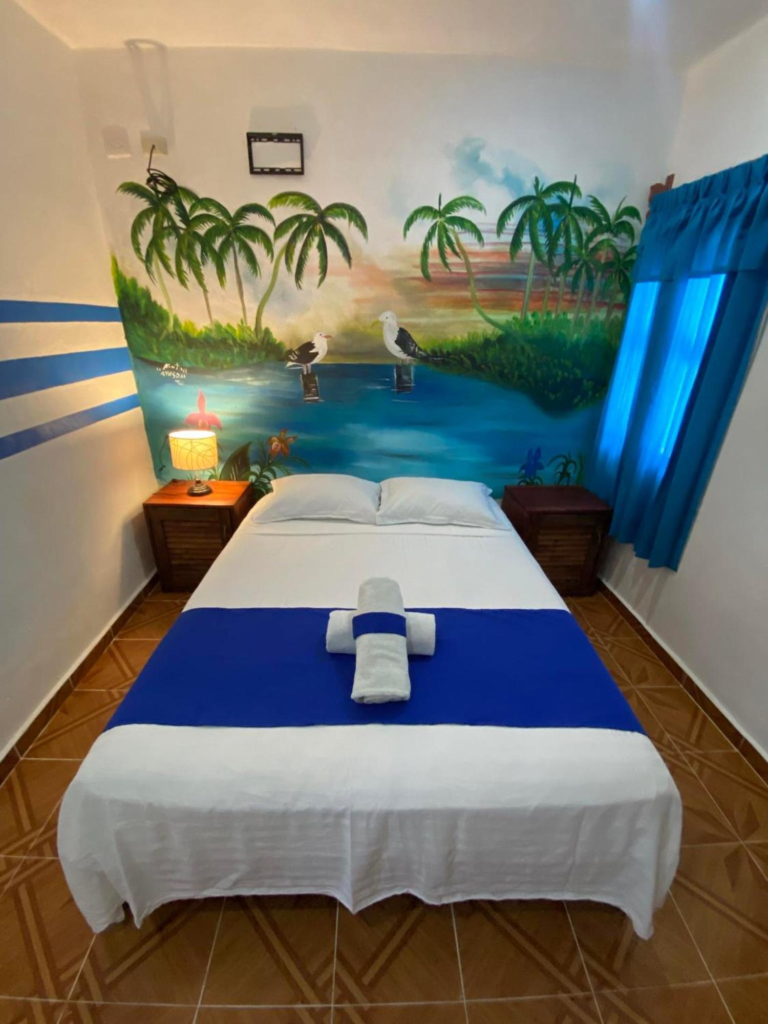 Casa Victor Avila Isla Holbox Exteriör bild