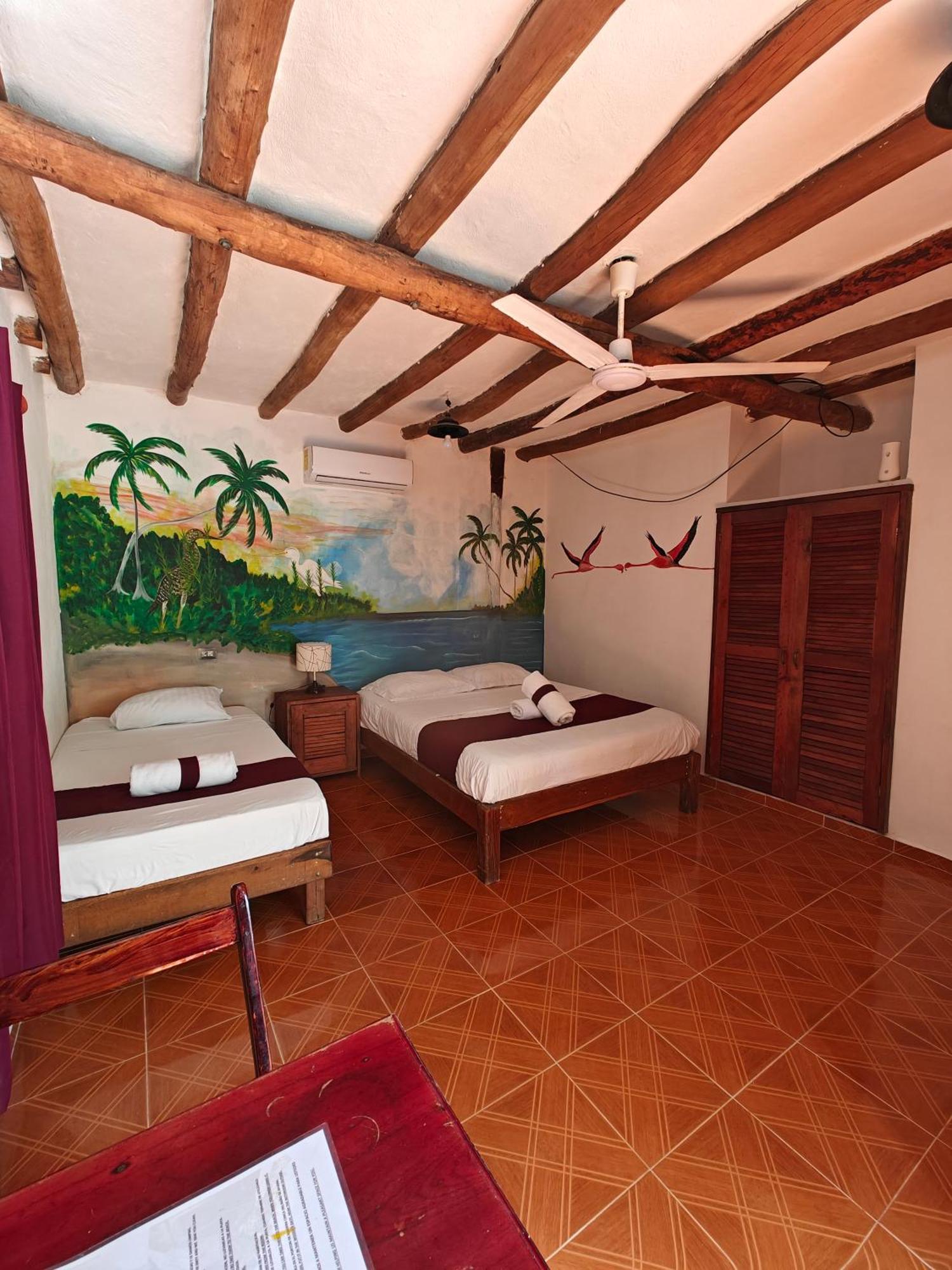 Casa Victor Avila Isla Holbox Exteriör bild